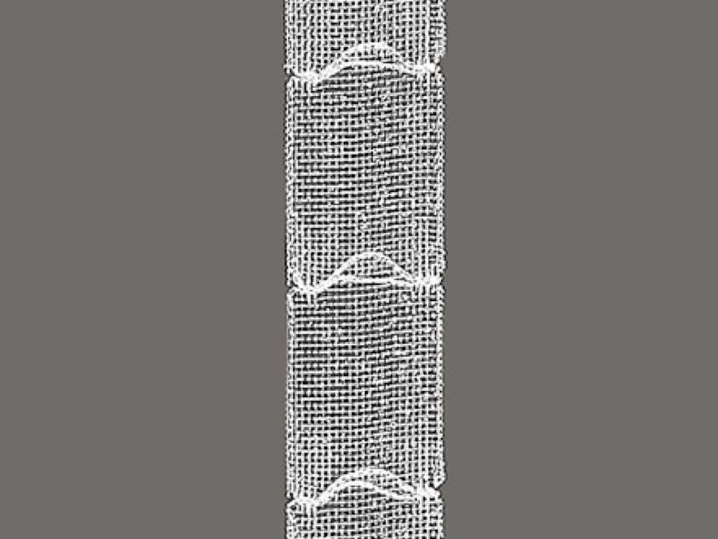 Raffrolloband, Faltenabstand 2,5cm.